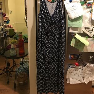 Vneck maxi dress navy patterned St Johns Bay 1x